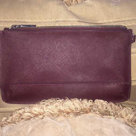 Karl Lagerfeld Wristlet - Picture 8 of 8